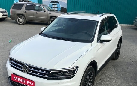 Volkswagen Tiguan II, 2017 год, 3 500 000 рублей, 8 фотография