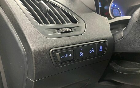 Hyundai ix35 I рестайлинг, 2015 год, 1 199 000 рублей, 11 фотография