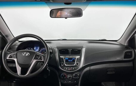 Hyundai Solaris II рестайлинг, 2014 год, 890 000 рублей, 11 фотография