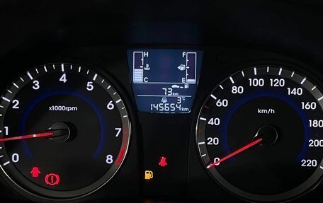 Hyundai Solaris II рестайлинг, 2014 год, 890 000 рублей, 18 фотография