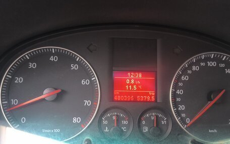 Volkswagen Touran III, 2006 год, 630 000 рублей, 5 фотография