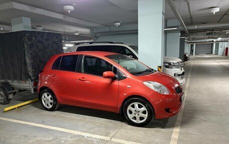 Toyota Yaris III рестайлинг, 2006 год, 659 000 рублей, 10 фотография