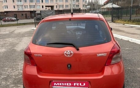 Toyota Yaris III рестайлинг, 2006 год, 659 000 рублей, 4 фотография
