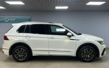 Volkswagen Tiguan II, 2021 год, 4 012 000 рублей, 4 фотография