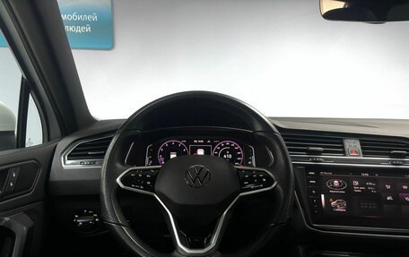 Volkswagen Tiguan II, 2021 год, 4 012 000 рублей, 26 фотография