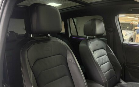 Volkswagen Tiguan II, 2021 год, 4 012 000 рублей, 21 фотография