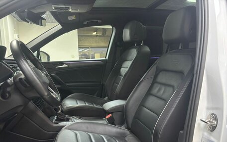 Volkswagen Tiguan II, 2021 год, 4 012 000 рублей, 24 фотография