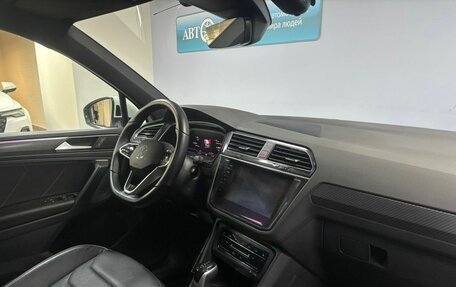 Volkswagen Tiguan II, 2021 год, 4 012 000 рублей, 20 фотография