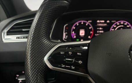 Volkswagen Tiguan II, 2021 год, 4 012 000 рублей, 29 фотография