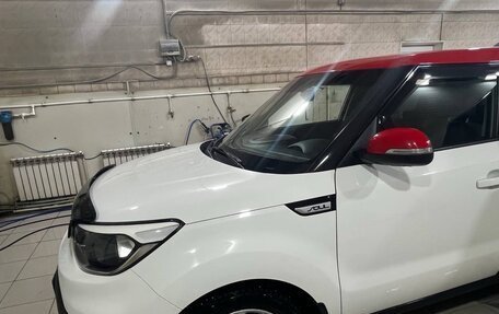 KIA Soul II рестайлинг, 2018 год, 1 950 000 рублей, 4 фотография