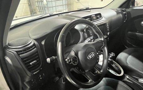 KIA Soul II рестайлинг, 2018 год, 1 950 000 рублей, 6 фотография