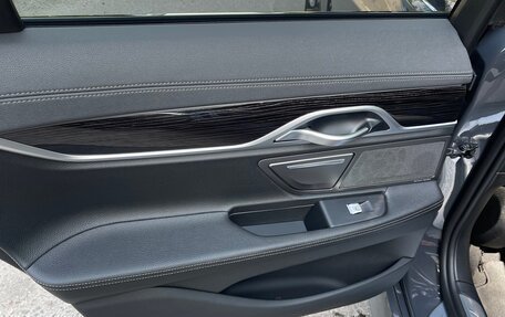 BMW 7 серия, 2019 год, 6 600 000 рублей, 17 фотография