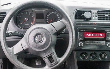 Volkswagen Polo VI (EU Market), 2011 год, 600 000 рублей, 10 фотография