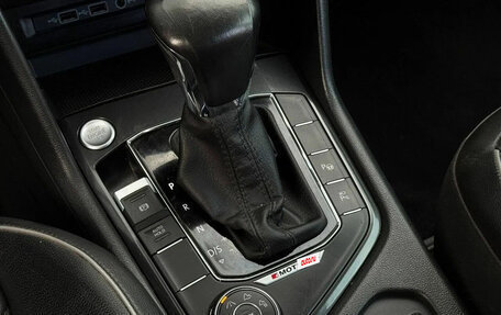 Volkswagen Tiguan II, 2018 год, 1 850 000 рублей, 12 фотография