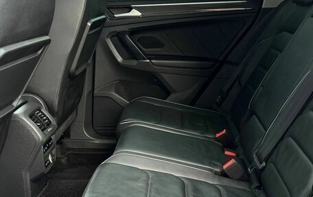 Volkswagen Tiguan II, 2018 год, 1 850 000 рублей, 20 фотография