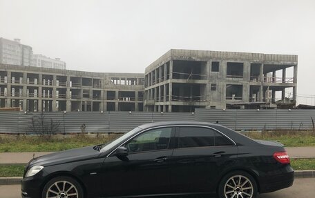 Mercedes-Benz E-Класс, 2011 год, 1 690 000 рублей, 3 фотография