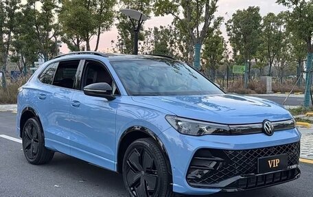 Volkswagen Tiguan, 2025 год, 4 250 032 рублей, 3 фотография