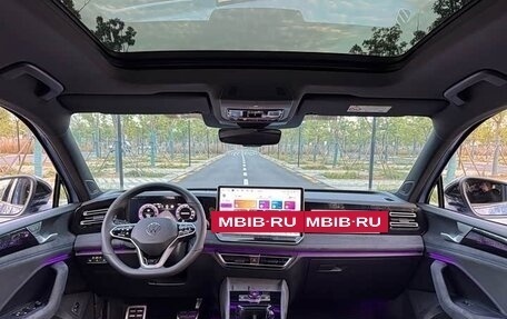 Volkswagen Tiguan, 2025 год, 4 250 032 рублей, 15 фотография