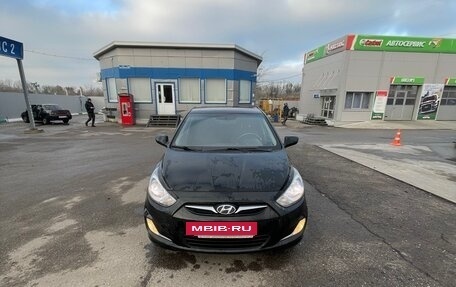 Hyundai Solaris II рестайлинг, 2011 год, 980 000 рублей, 2 фотография