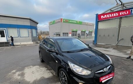 Hyundai Solaris II рестайлинг, 2011 год, 980 000 рублей, 3 фотография