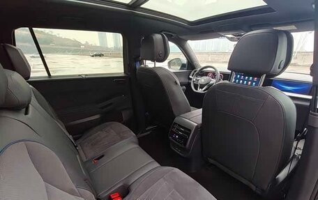 Volkswagen Teramont, 2025 год, 6 100 032 рублей, 21 фотография