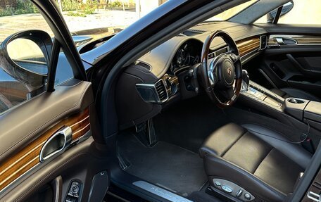 Porsche Panamera II рестайлинг, 2011 год, 2 950 000 рублей, 7 фотография