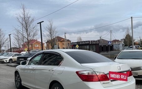 Honda Accord IX рестайлинг, 2013 год, 1 400 000 рублей, 2 фотография