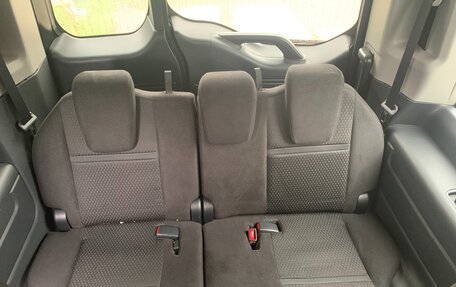 Honda Stepwgn IV, 2018 год, 2 250 000 рублей, 18 фотография