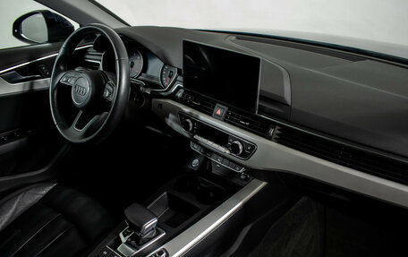 Audi A4, 2021 год, 3 450 000 рублей, 10 фотография