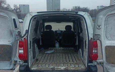 Peugeot Partner II рестайлинг 2, 2011 год, 550 000 рублей, 5 фотография