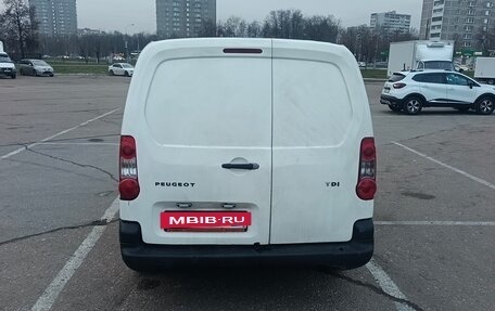 Peugeot Partner II рестайлинг 2, 2011 год, 550 000 рублей, 4 фотография