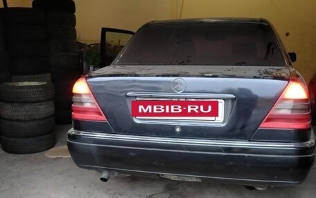 Mercedes-Benz C-Класс, 1994 год, 255 555 рублей, 8 фотография