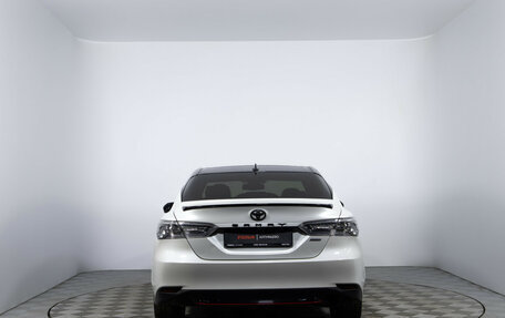 Toyota Camry, 2020 год, 3 020 000 рублей, 6 фотография