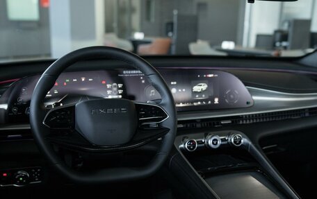 CheryExeed TXL, 2024 год, 3 800 000 рублей, 17 фотография