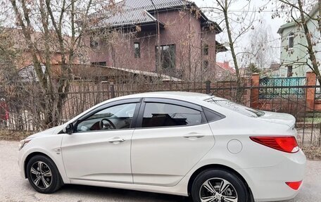 Hyundai Solaris II рестайлинг, 2015 год, 965 000 рублей, 6 фотография