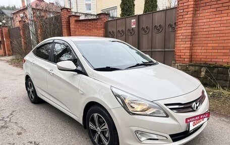 Hyundai Solaris II рестайлинг, 2015 год, 965 000 рублей, 2 фотография
