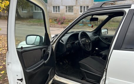 Chevrolet Niva I рестайлинг, 2017 год, 550 000 рублей, 6 фотография