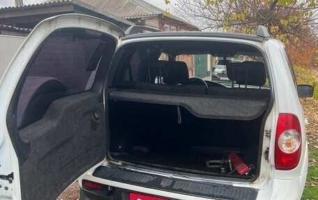 Chevrolet Niva I рестайлинг, 2017 год, 550 000 рублей, 8 фотография