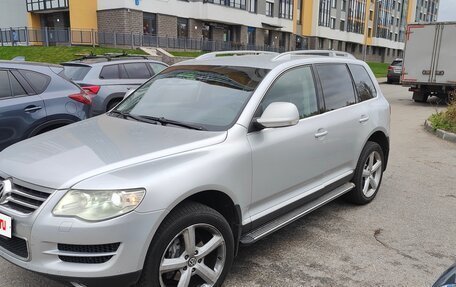 Volkswagen Touareg III, 2008 год, 870 000 рублей, 2 фотография