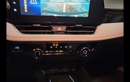 Chevrolet Monza, 2023 год, 1 599 000 рублей, 10 фотография