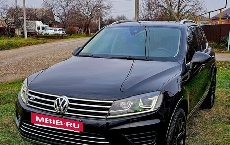 Volkswagen Touareg III, 2016 год, 3 240 000 рублей, 3 фотография