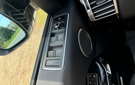 Land Rover Range Rover IV рестайлинг, 2014 год, 2 999 999 рублей, 6 фотография