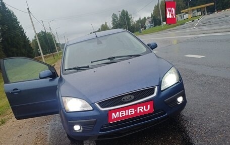 Ford Focus II рестайлинг, 2005 год, 340 000 рублей, 1 фотография
