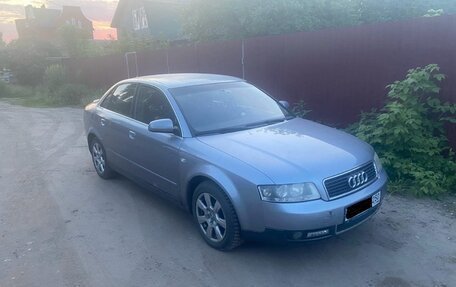 Audi A4, 2004 год, 298 000 рублей, 4 фотография