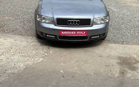 Audi A4, 2004 год, 298 000 рублей, 1 фотография