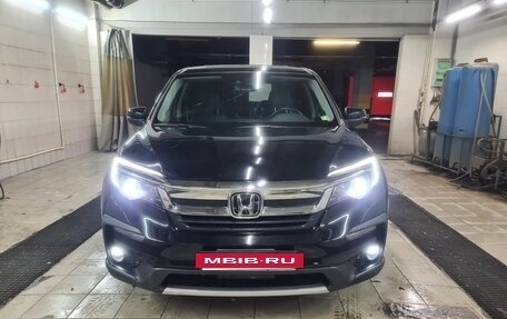 Honda Pilot III рестайлинг, 2021 год, 3 500 000 рублей, 8 фотография