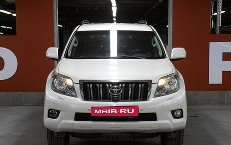 Toyota Land Cruiser Prado 150 рестайлинг 2, 2010 год, 2 198 000 рублей, 2 фотография