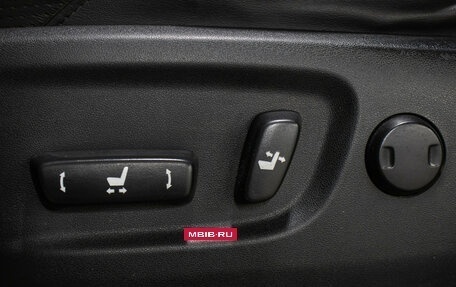 Toyota Land Cruiser Prado 150 рестайлинг 2, 2010 год, 2 198 000 рублей, 21 фотография