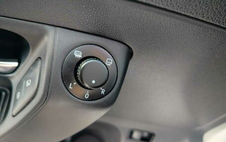 Volkswagen Polo VI (EU Market), 2016 год, 899 000 рублей, 13 фотография