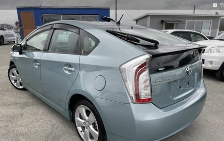 Toyota Prius, 2015 год, 1 150 000 рублей, 6 фотография